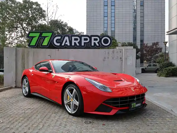 Ferrari F12berlinetta 2015