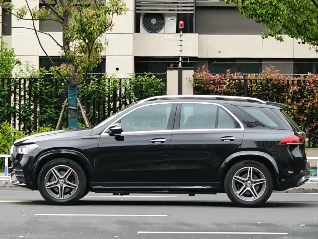 Mercedes-Benz GLE 2020 — фото 17