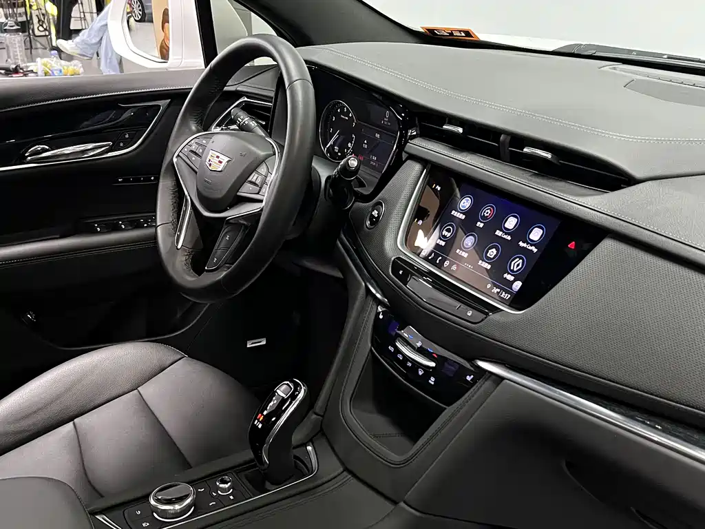 Cadillac XT5 2022 — фото 28