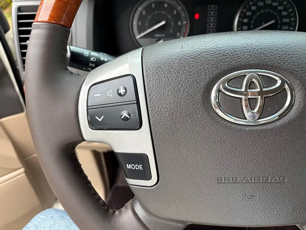 Toyota Land Cruiser 2015 — фото 17