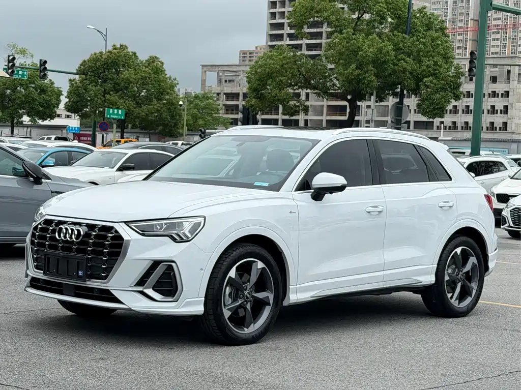 Audi Q3 2023