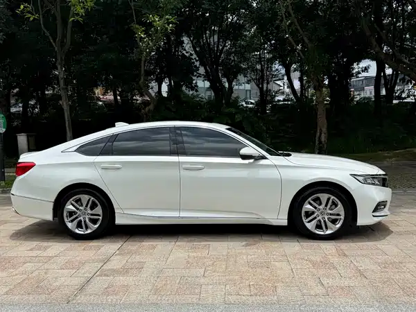 Honda Accord 2021
