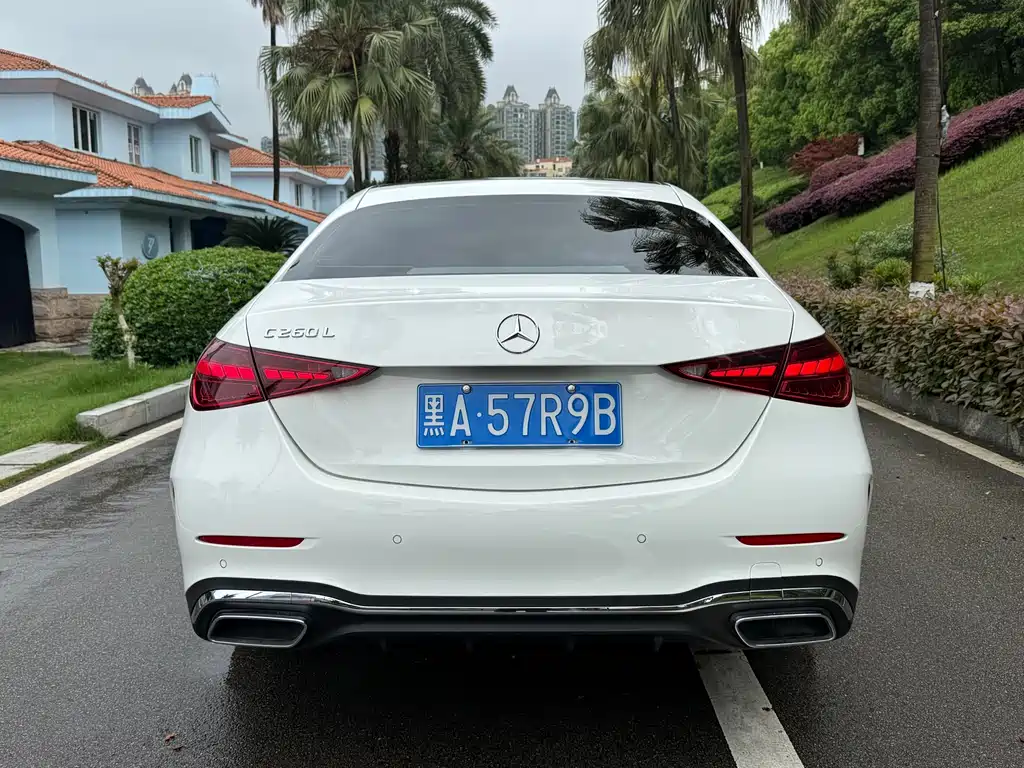 Mercedes-Benz C-Class 2023 — фото 13