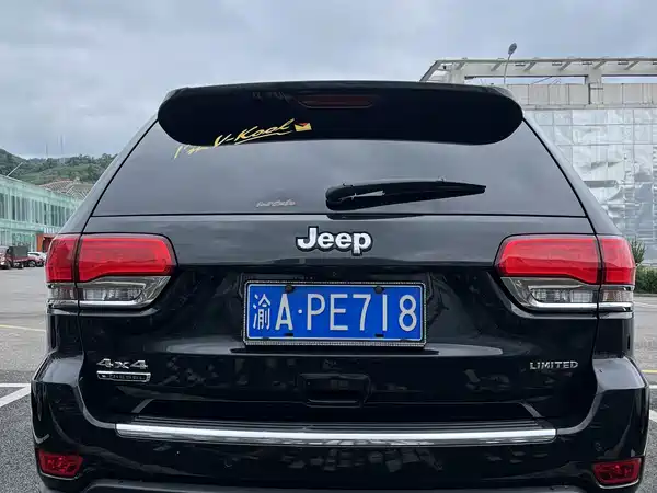 Jeep Grand Cherokee 2015