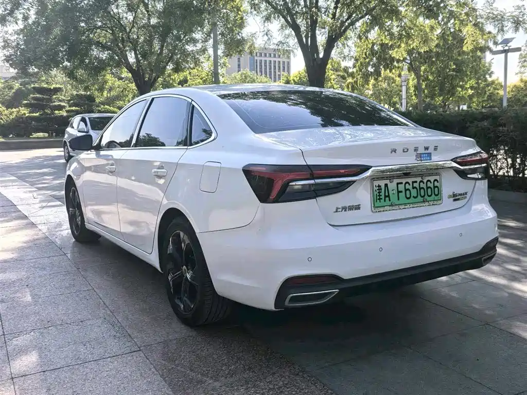 Roewe i6 MAX New Energy 2021 — фото 6
