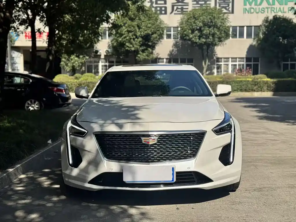 Cadillac CT6 2023 — фото 2