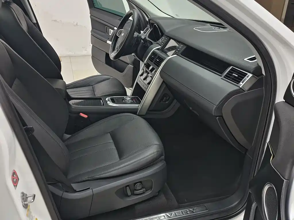 Land Rover Discovery Sport 2016 — фото 14