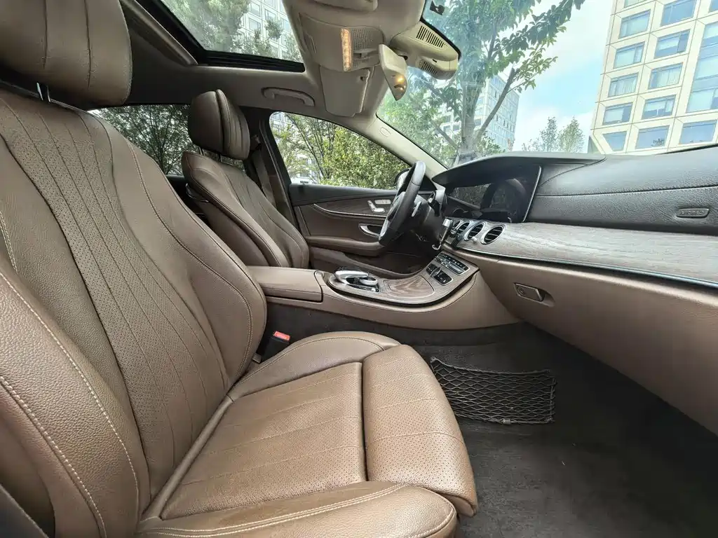 Mercedes-Benz E-Class 2018 — фото 8