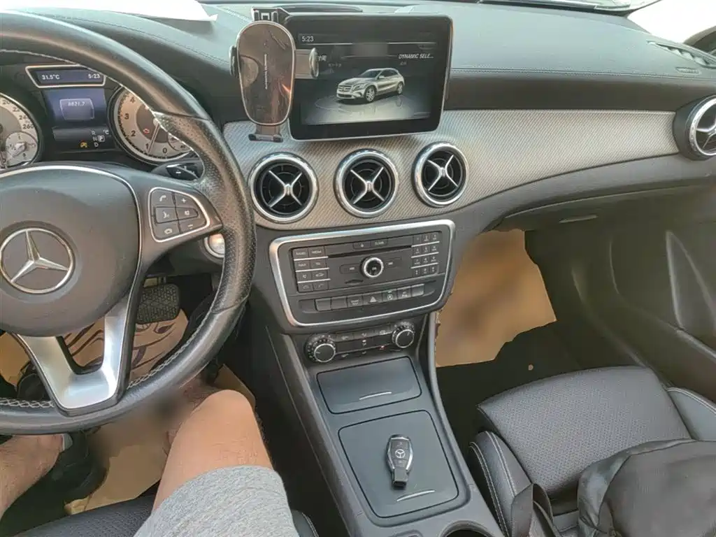 Mercedes-Benz GLA 2017 — фото 10