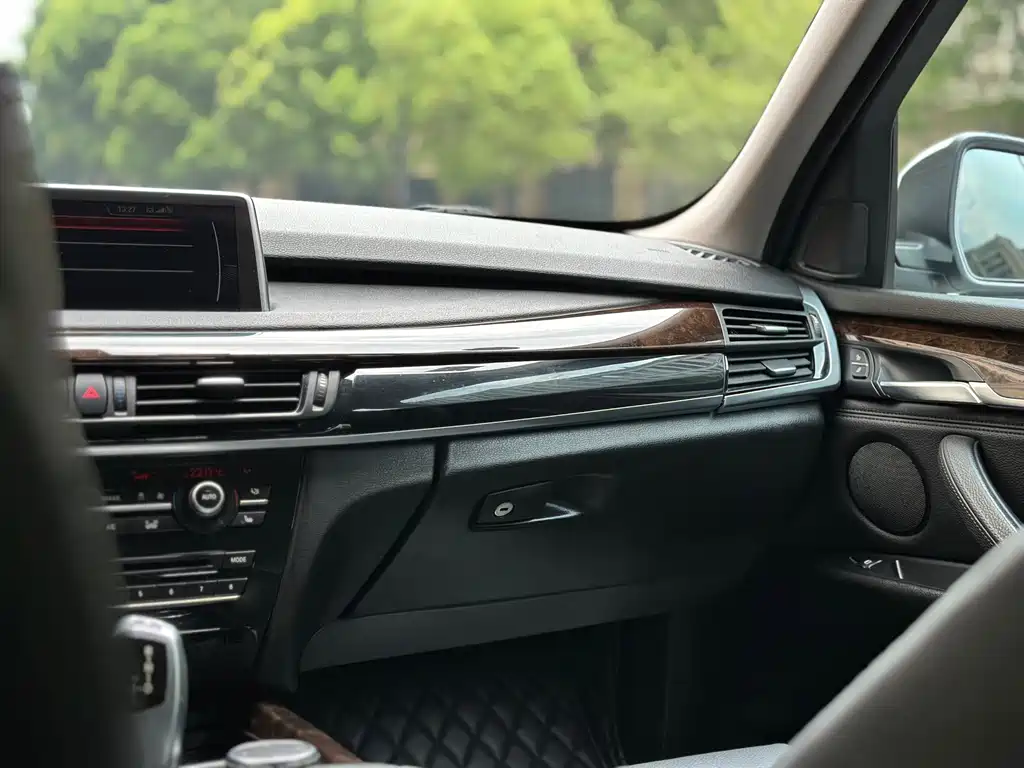 BMW X5 2015 — фото 15