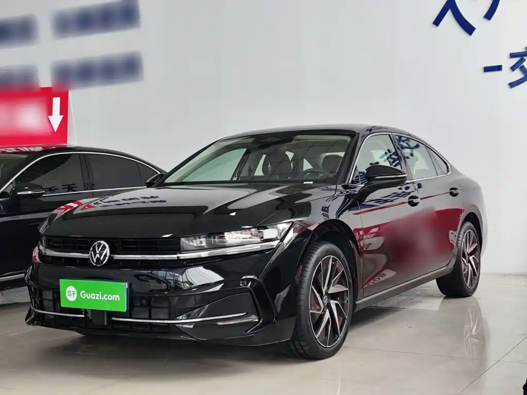 Volkswagen Magotan 2025