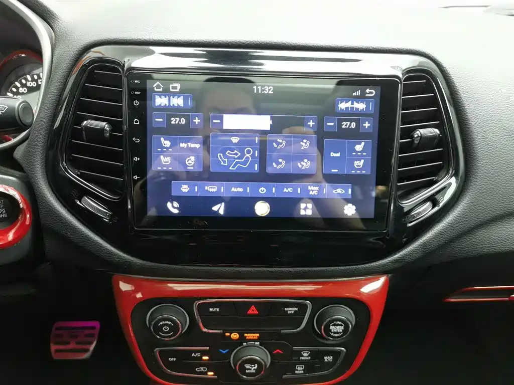 Jeep Compass 2019 — фото 12
