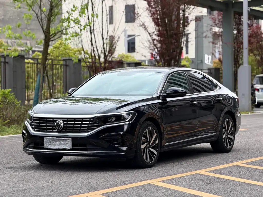 Volkswagen Passat 2022