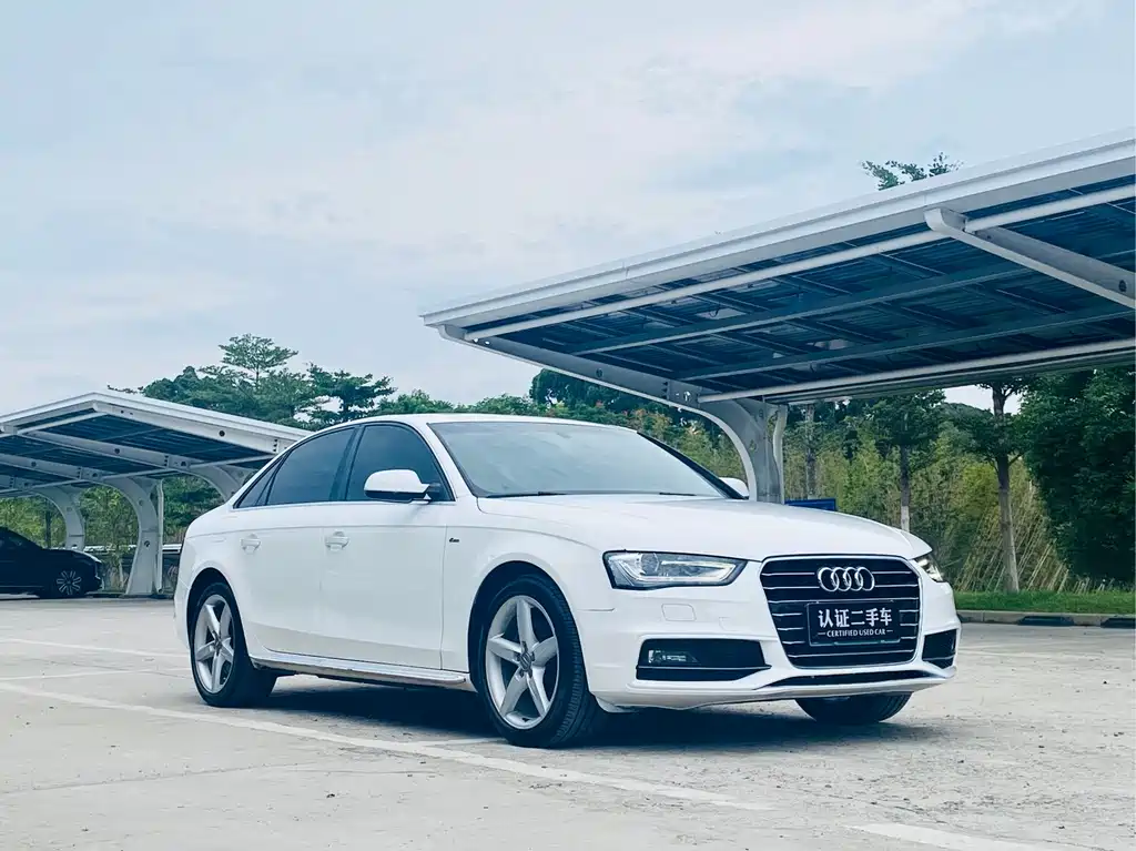 Audi A4L 2016