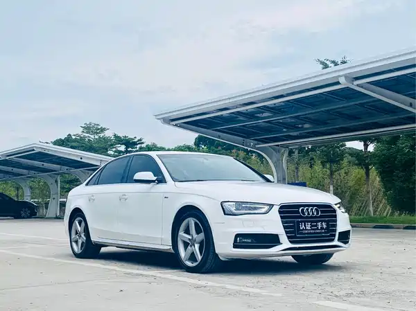 Audi A4L 2016