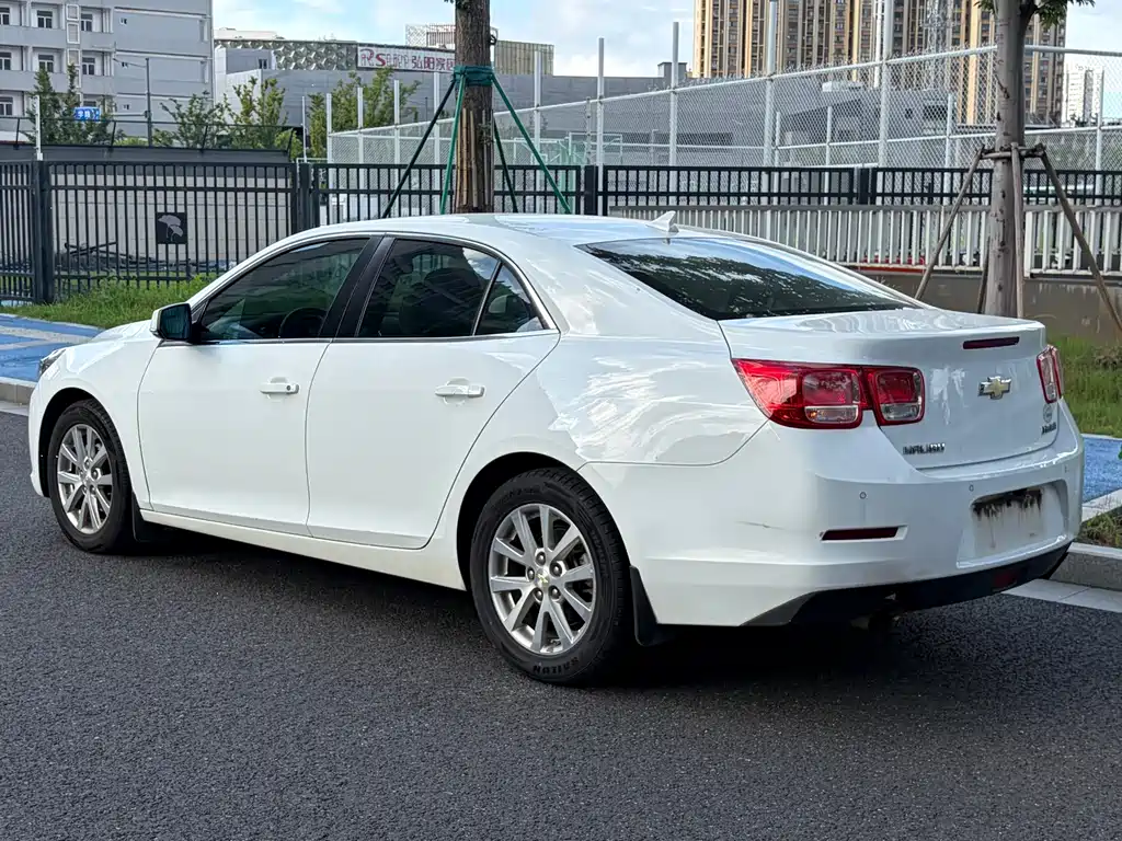 Chevrolet Malibu 2015 — фото 4