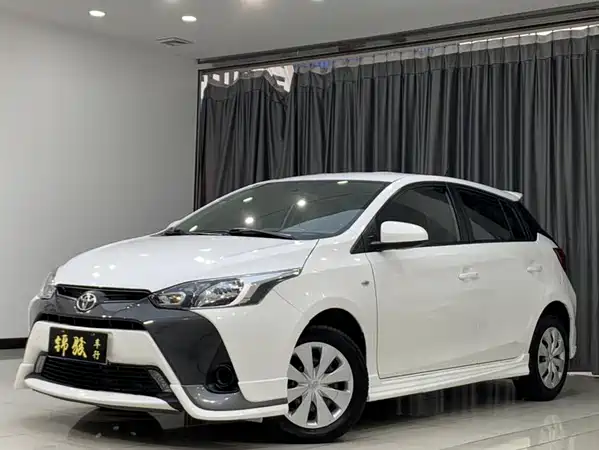 Toyota Yaris L 2019