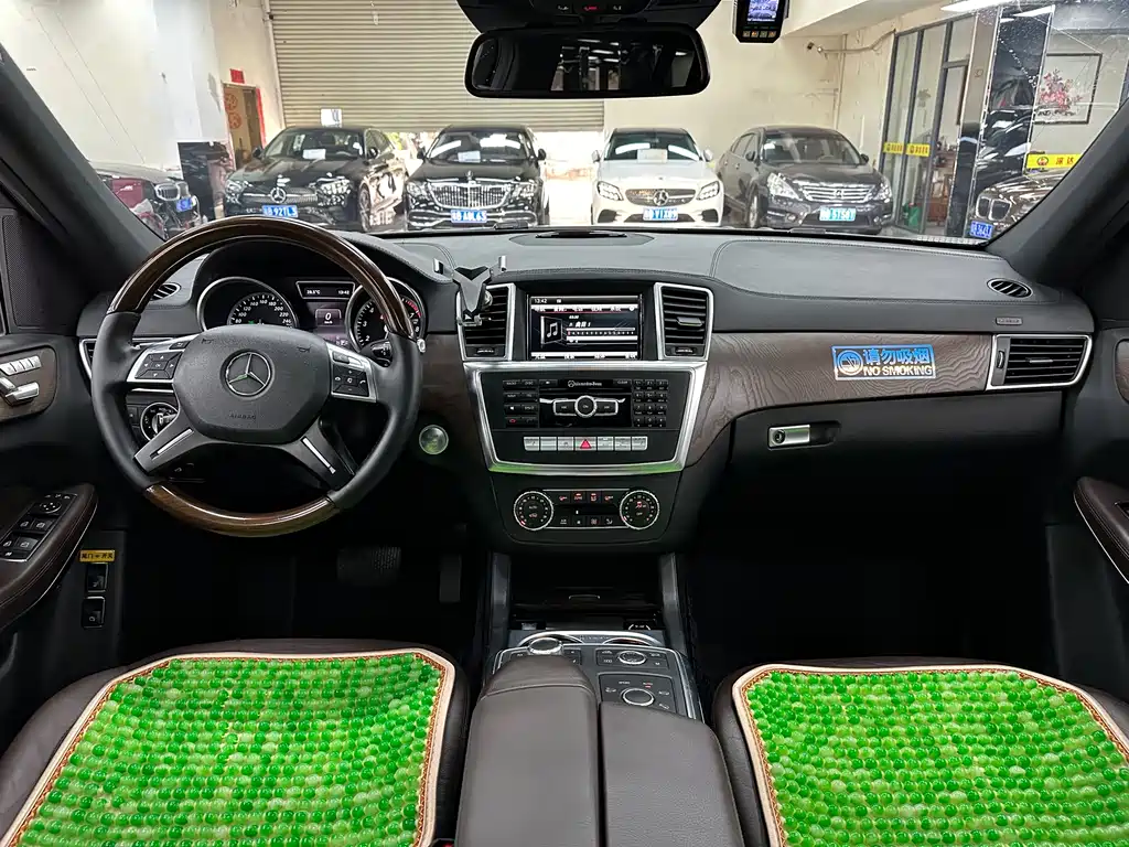 Mercedes-Benz GL-Class 2015 — фото 9