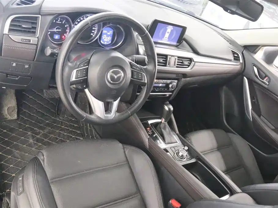 Mazda Atenza 2017 — фото 11