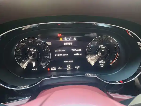 Bentley Bentayga 2022