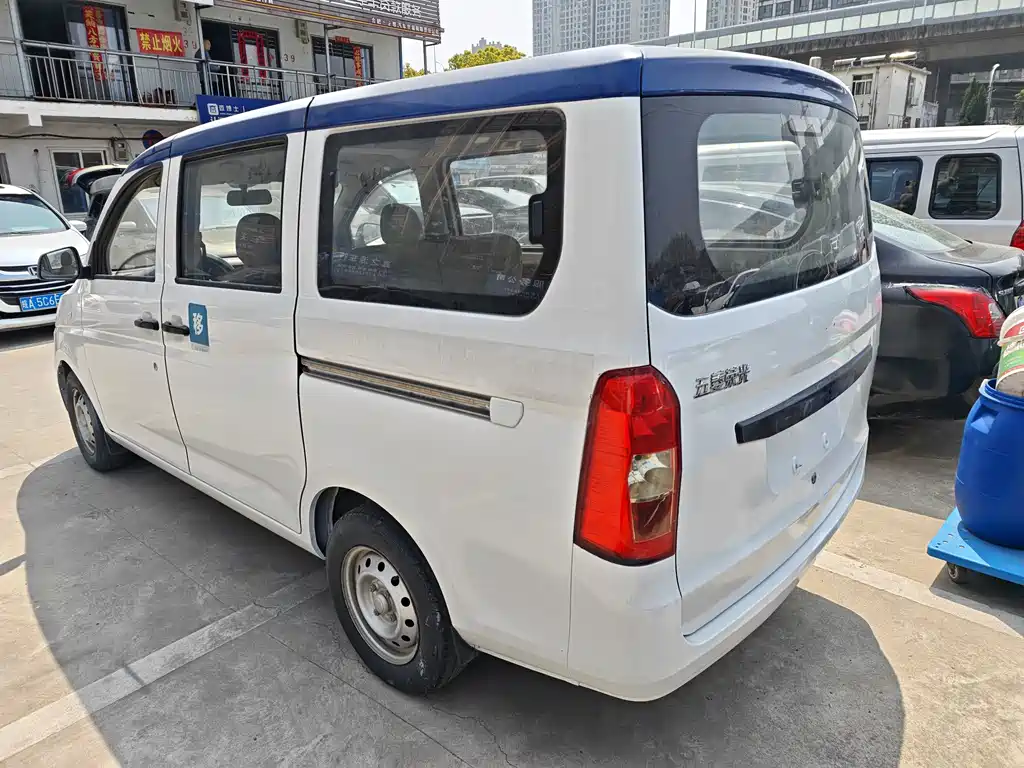 Wuling Rongguang V 2019 — фото 5