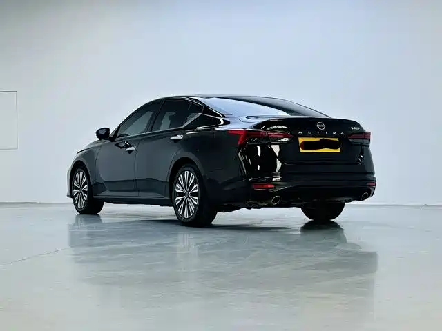 Nissan Teana 2024