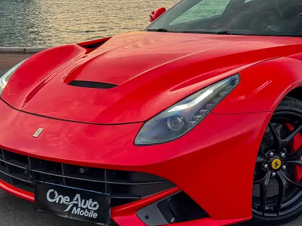 Ferrari F12berlinetta 2013