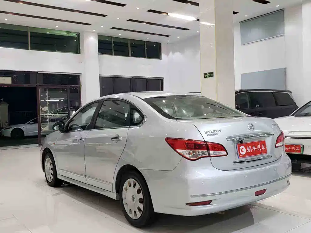 Nissan Sylphy 2016 — фото 11