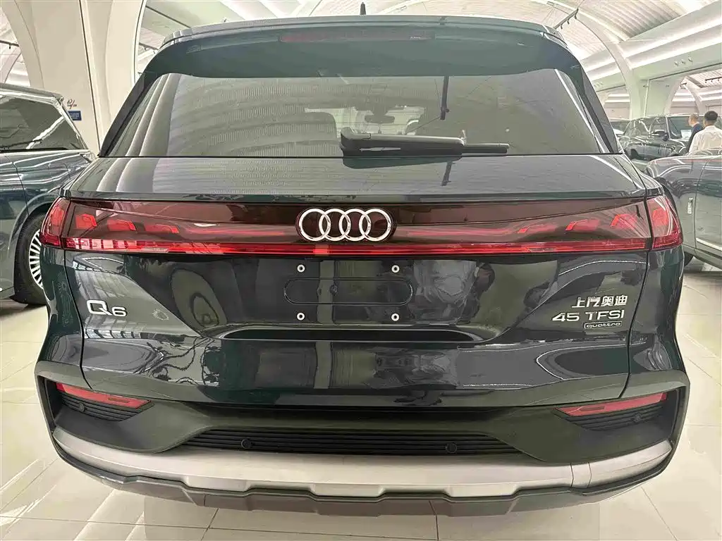 Audi Q6 2024 — фото 18