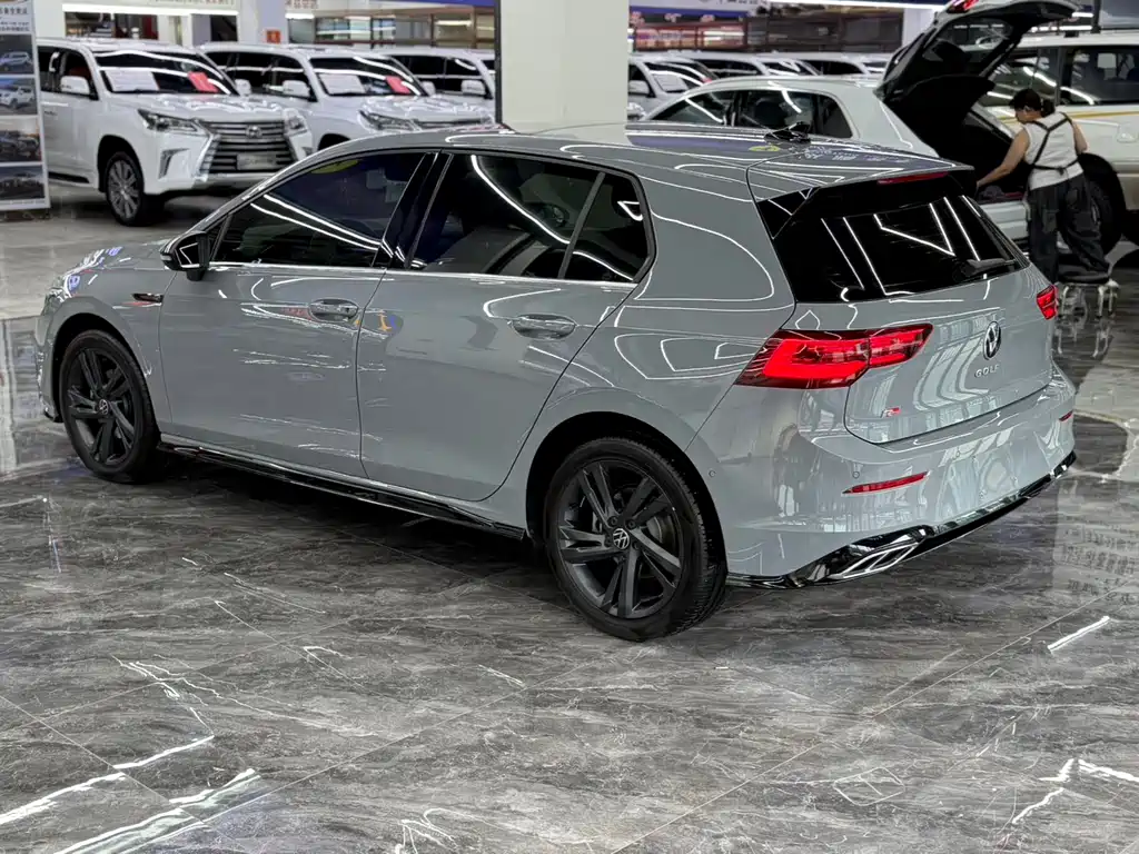 Volkswagen Golf 2022