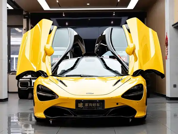 McLaren 720S 2018