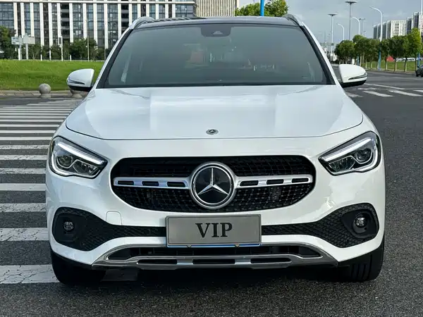 Mercedes-Benz GLA 2022
