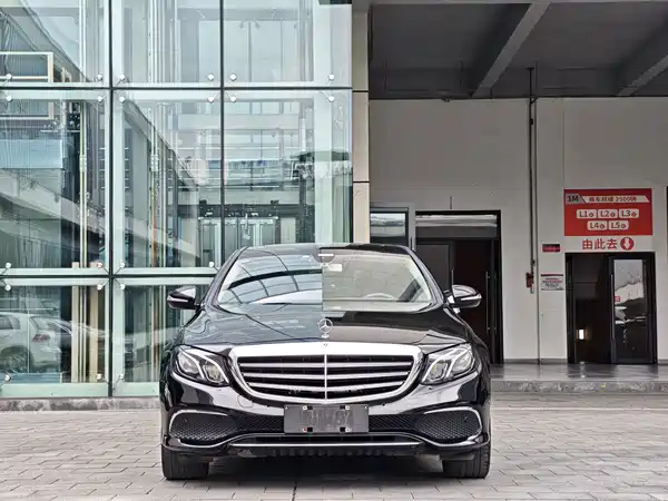 Mercedes-Benz E-Class 2018