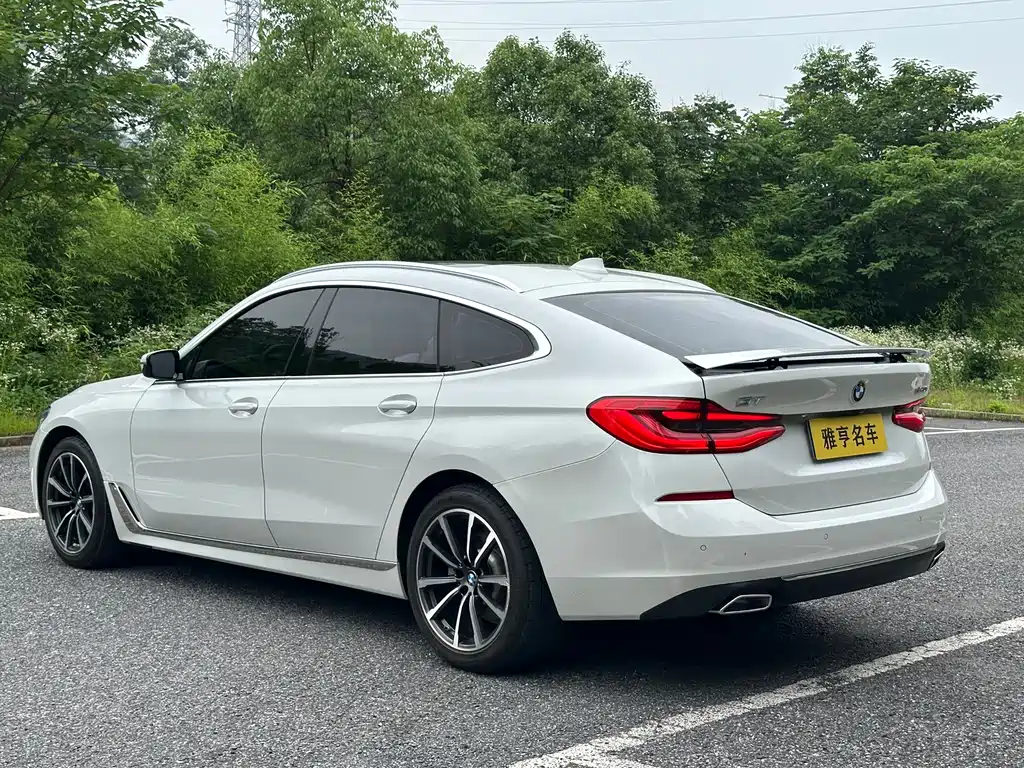 BMW 6 Series GT 2022 — фото 16