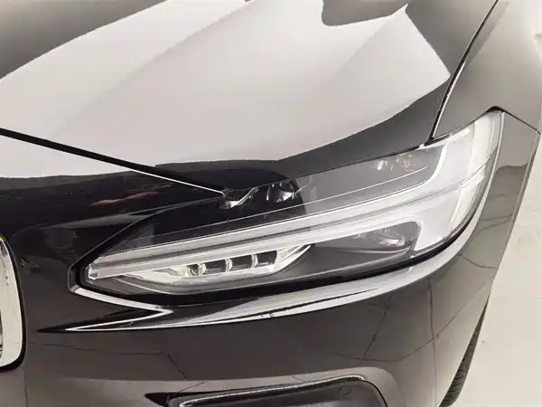 Volvo S90 2021