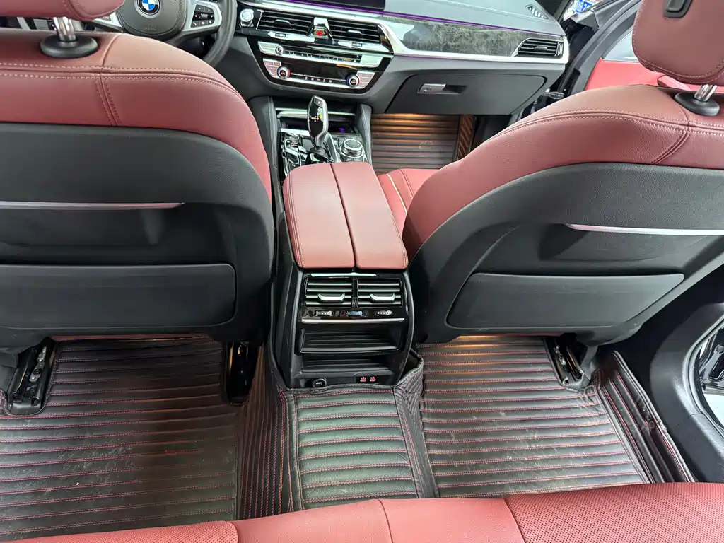 BMW 5 Series 2023 — фото 14