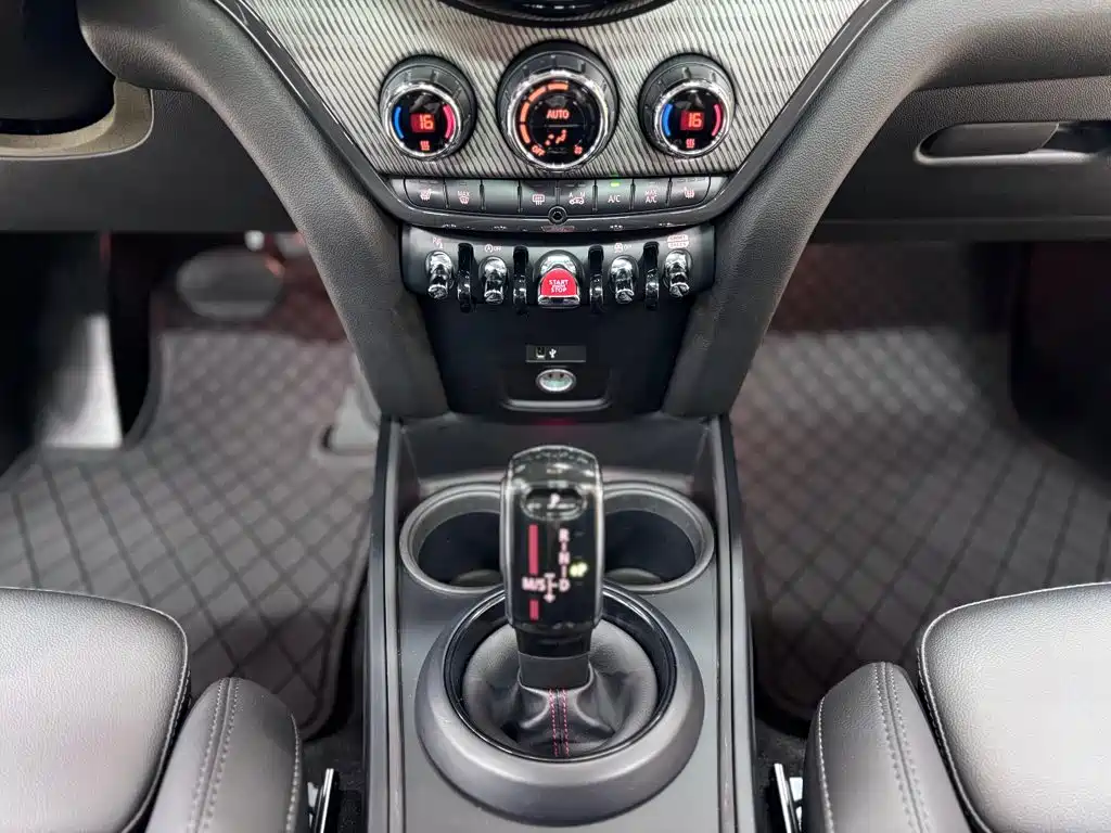MINI Countryman 2020 — фото 20