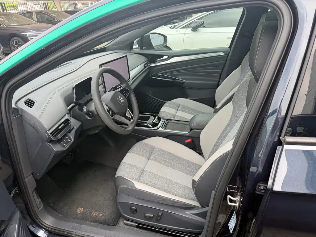 Volkswagen ID 4 CROZZ 2025