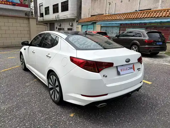 Kia K5 2013