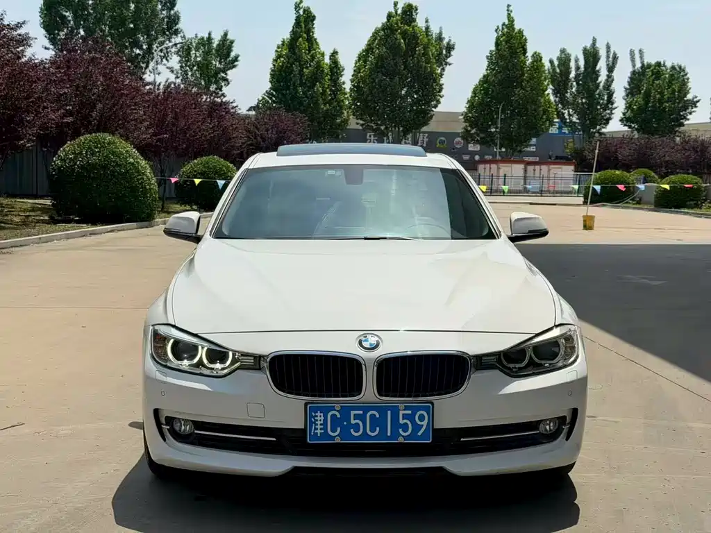 BMW 3 Series 2015