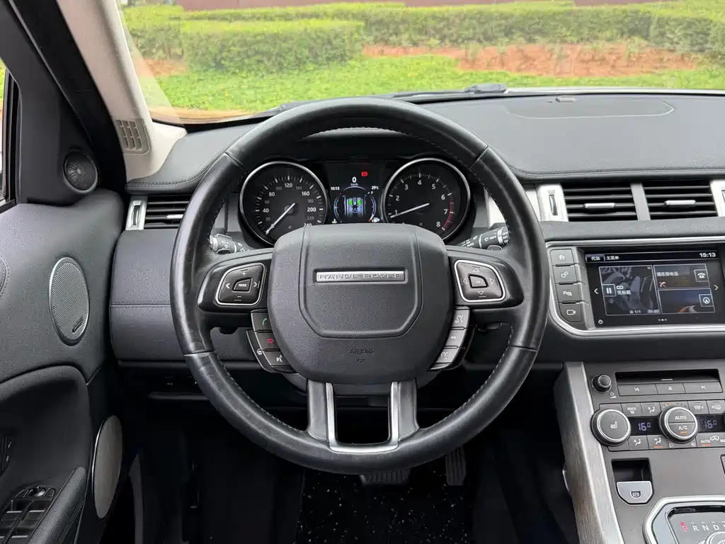Land Rover Range Rover Evoque 2017 — фото 10