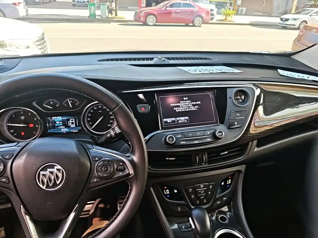 Buick Envision Plus 2019 — фото 10