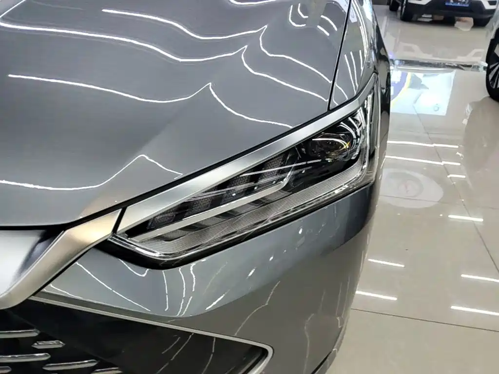 BYD Qin PLUS 2022 — фото 24