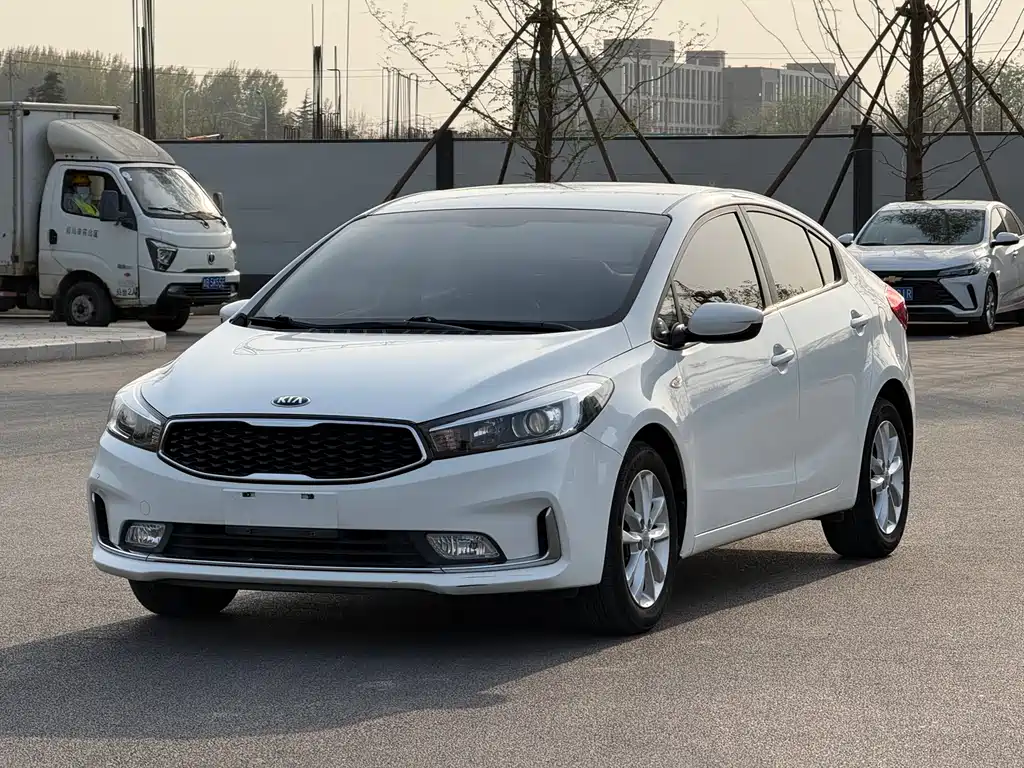 Kia K3 2018 — фото 1