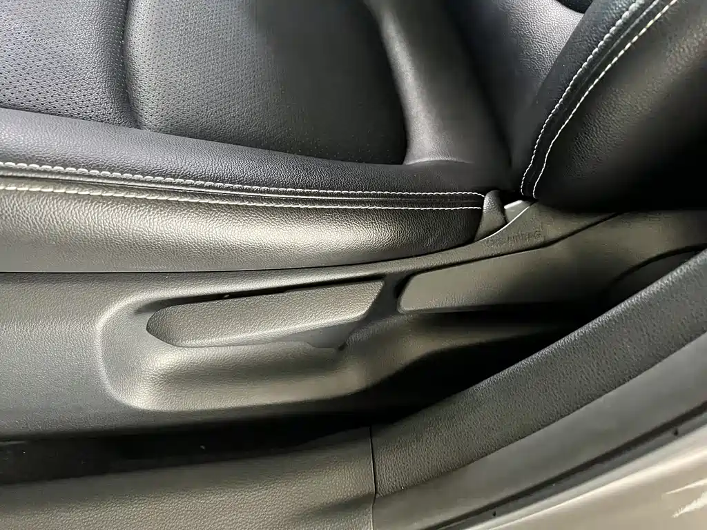 Toyota Corolla 2020 — фото 15
