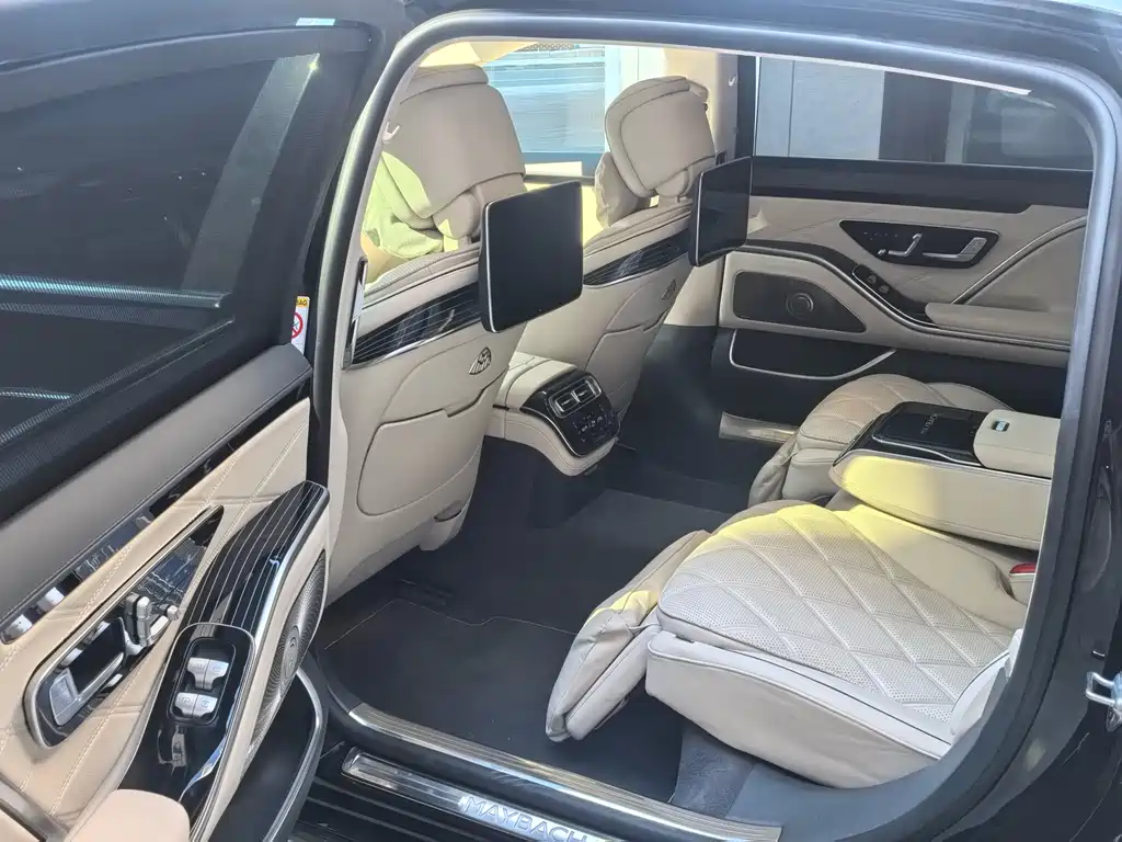 Mercedes-Benz S-Class 2023 — фото 8