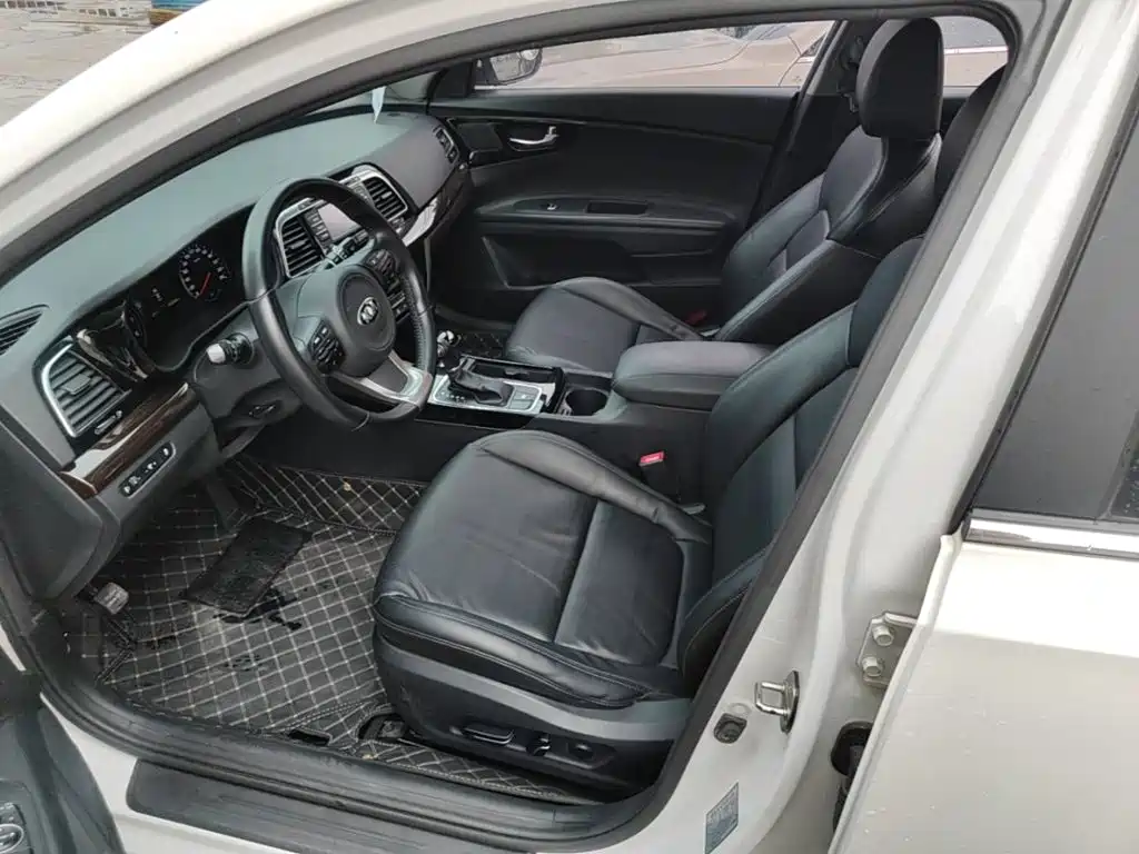 Kia K4 2015 — фото 15