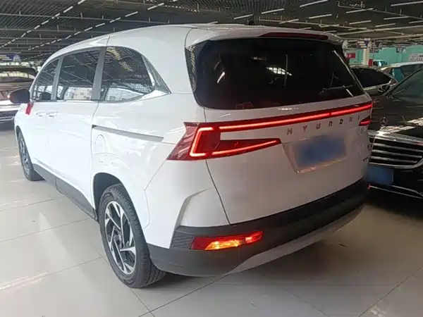 Hyundai Custin 2022