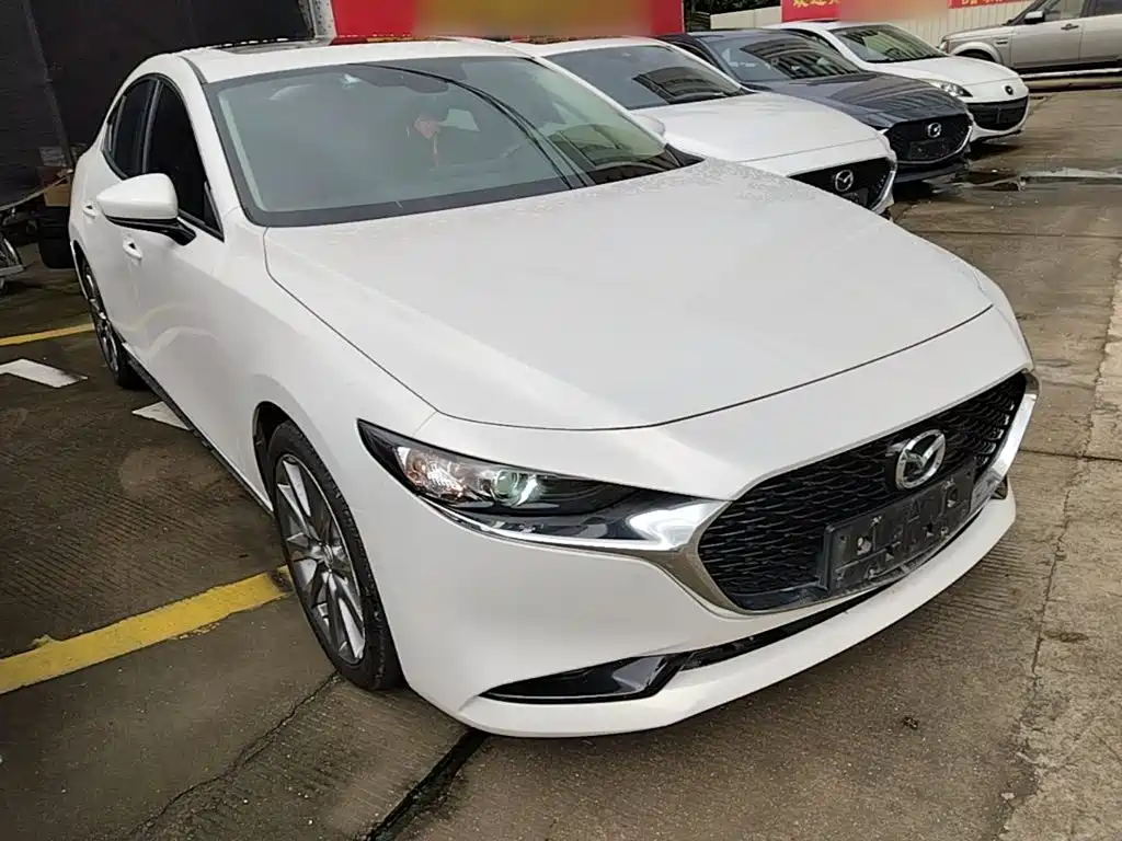 Mazda 3 Axela 2022