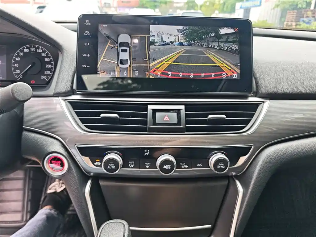 Honda Accord 2022 — фото 15
